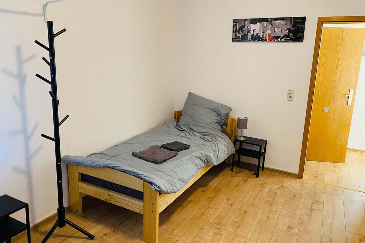 Worker Apartments Bernsdorf-Wiednitz Eksteriør billede