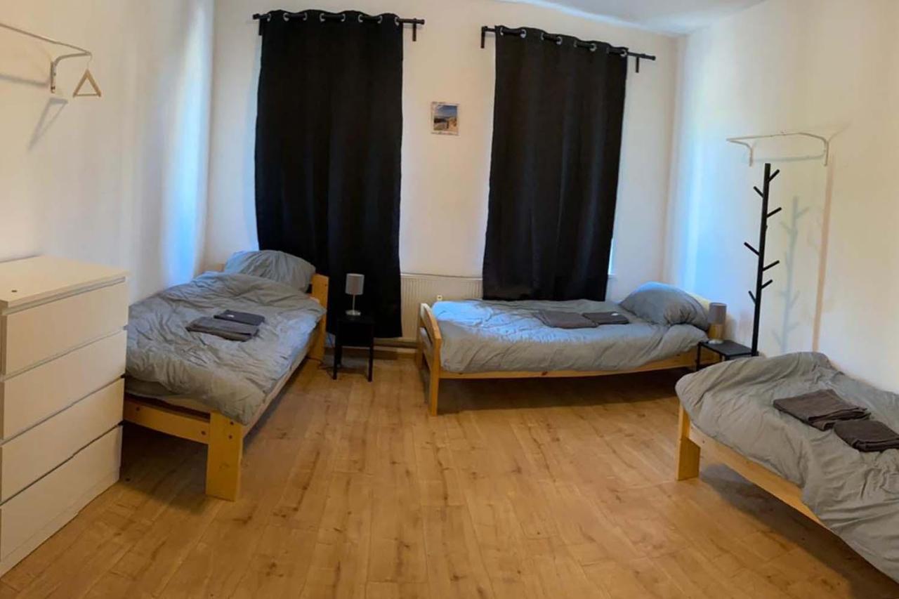 Worker Apartments Bernsdorf-Wiednitz Eksteriør billede